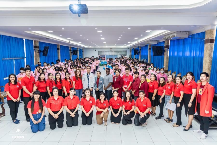 ภาพข่าวโครงการค่ายบูรณาการกิจกรรมเรียนรู้วัฒนธรรมภาษาเพื่อการสื่อสาร